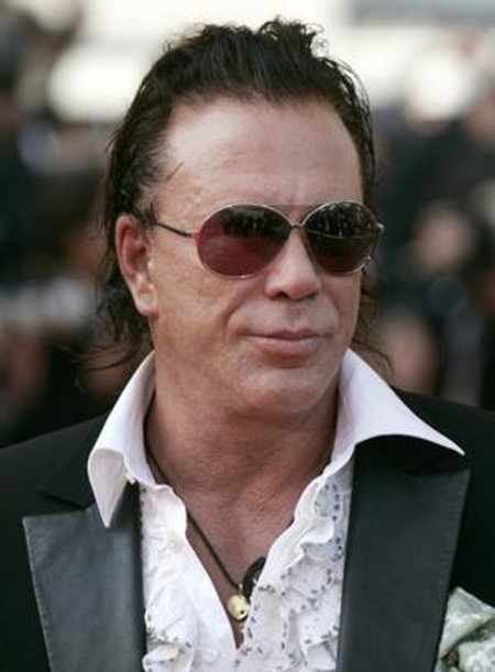 Mickey Rourke: cinema, pugni, donne e motori