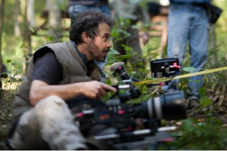 il-regista-edward-zwick-sul-set-di-film-defiance-i-giorni-del-coraggio-101572