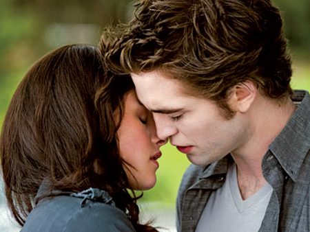 new-moon-bella-edward