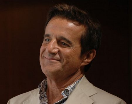 Christian De Sica potrebbe abbandonare i cinepanettoni