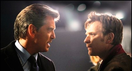 ewan-mcgregor-e-pierce-brosnan-nel-film-uomo-nell-ombra-the-ghost-writer-di-roman-polanski-141852