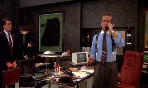 Wall-Street_Michael-Douglas_Gekko-shirt_mid-phone.bmp-1