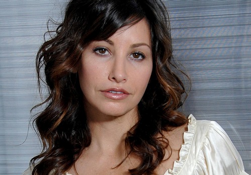 Gina Gershon