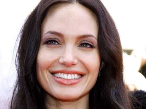 Angelina Jolie, via libera alle riprese in Bosnia