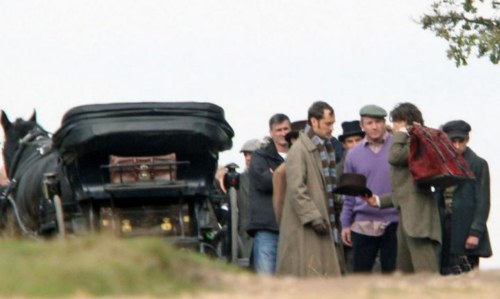 Sherlock Holmes 2, prime immagini dal set con Robert Downey Jr. e Jude Law