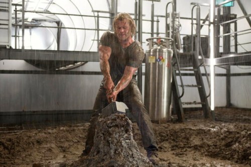 Thor, nuove immagini del cinecomic Marvel