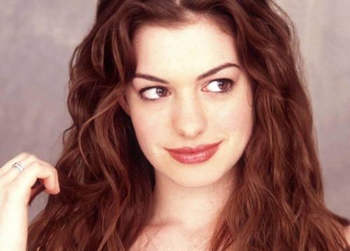 Anne Hathaway