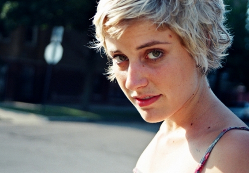 Greta Gerwig abbandona While We're Young, Der Bauber avrà un remake americano, Jonas Pate dirigerà Bait