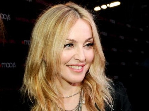 Madonna regista di Adé: A Love Story