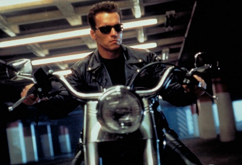 Arnold Schwarzenegger in Terminator 5, Anthony Mandler dirigerà Die in Gunfight, Paul Greengrass The Deep Blue Goodbye