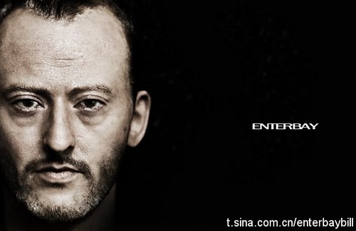 Leon, l'action figure di Jean Reno