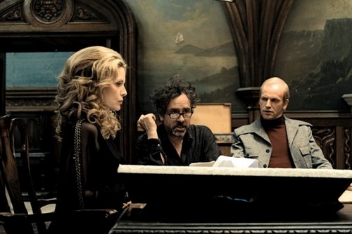 Dark Shadows, prime foto ufficiali dal set con Tim Burton