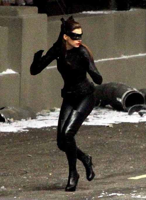 Il cavaliere oscuro: Il ritorno, foto dal set con Batman e Catwoman