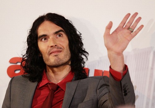 Rentaghost, Ben Stiller sostituisce Russell Brand