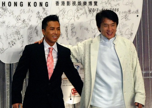 Jackie Chan e Donnie Yen in Ultimate Codebreak