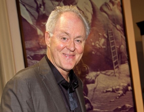 John Lithgow nella commedia Dog Fight