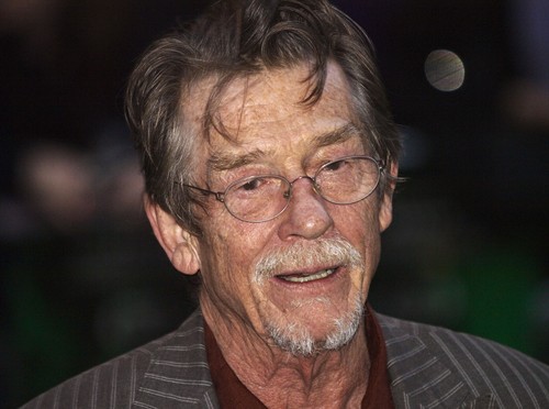 John Hurt nel post-apocalittico Snow Piercer