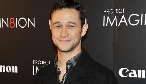 Joseph Gordon-Levitt debutta alla regia con Scarlett Johansson