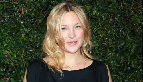 Kate Hudson nell'action Everly