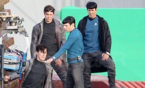 Star Trek 2, video dal set con Zachary Quinto