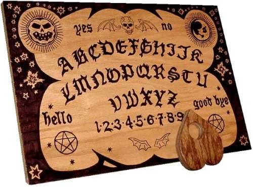 Ouija, la Universal cambia idea e riprende lo sviluppo