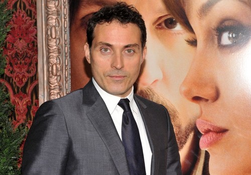 Rufus Sewell e Anne Heche nel thriller-horror The Occult