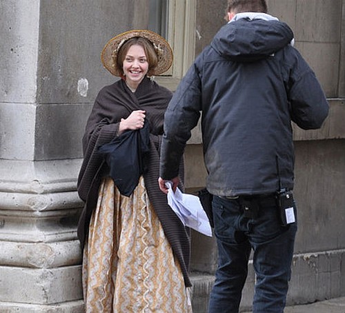 Les Miserables, foto dal set con Amanda Seyfried