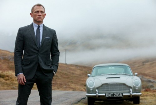 Skyfall, immagini con Daniel Craig e video con Javier Bardem