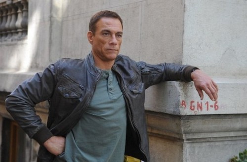 6 Bullets, poster e immagini dell'action-thriller con Jean-Claude Van Damme 