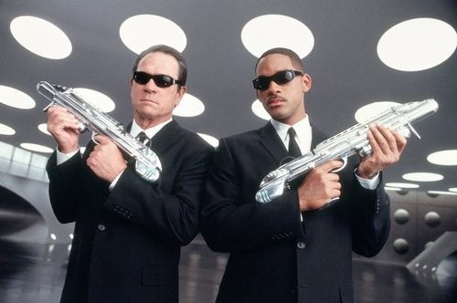 Box Office Italia 25-27 maggio 2012: Men in Black 3 domina, Cosmopolis stenta 