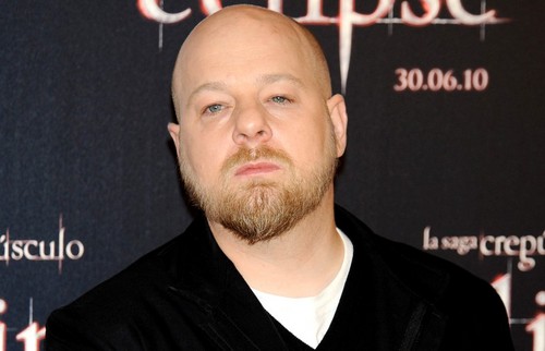 David Slade dirigerà il thriller psicologico Villain, Nick Cassavetes l'action Cali con Kristen Stewart