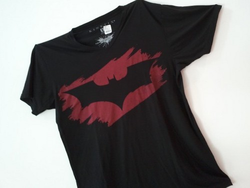 Il cavaliere oscuro: Il ritorno, le t-shirt ufficiali di The Dark Knight Rises
