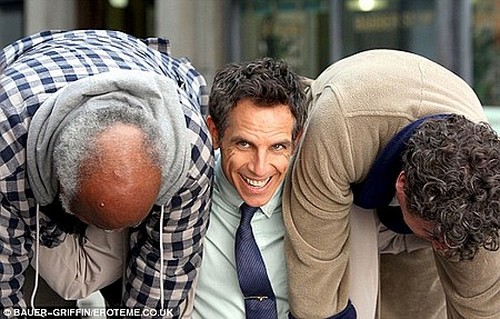  The Secret Life of Walter Mitty, prime foto dal set con Ben Stiller