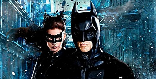 Il cavaliere oscuro: Il ritorno, nuovo poster con Batman e Catwoman