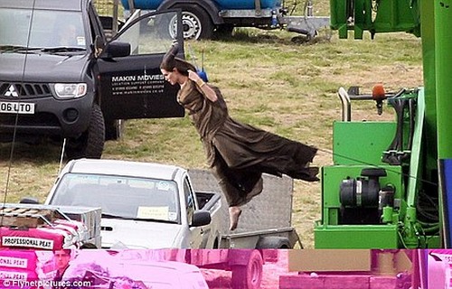 Maleficent Nuove Foto Dal Set Con Angelina Jolie Il CineManiaco