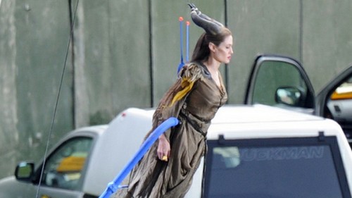 Maleficent, nuove foto dal set con Angelina Jolie