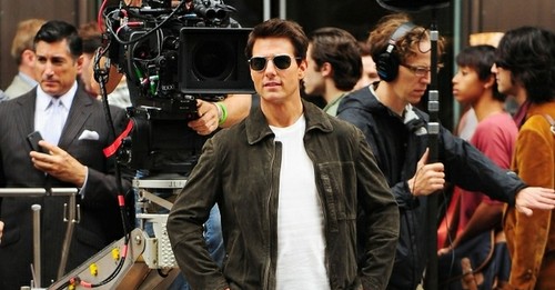 Oblivion, prime foto dal set con Tom Cruise