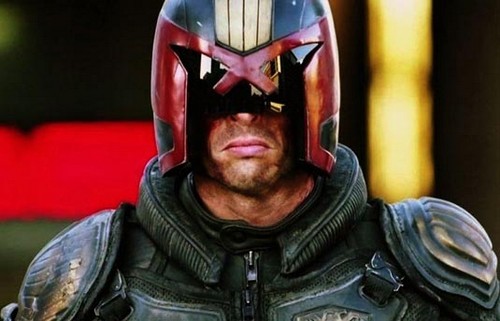 Dredd, sinossi e poster animato per il Comic-Con 2012