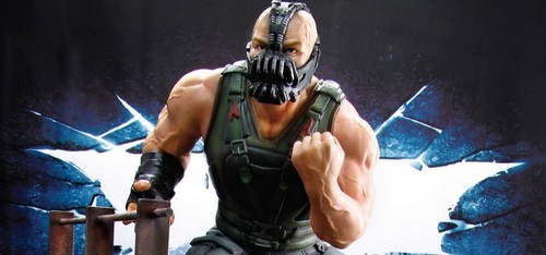 Il cavaliere oscuro: Il ritorno, nuove mini-statue di Bane e Batman