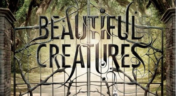 Beautiful Creatures: primo trailer, poster e immagini per La sedicesima luna
