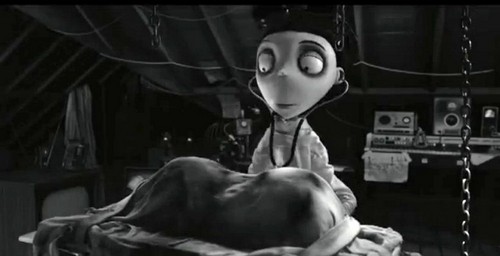 Frankenweenie, nuova clip con Sparky