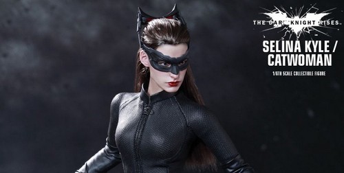 Il Cavaliere oscuro Il ritorno, Catwoman: l'action figure di Anne Hathaway