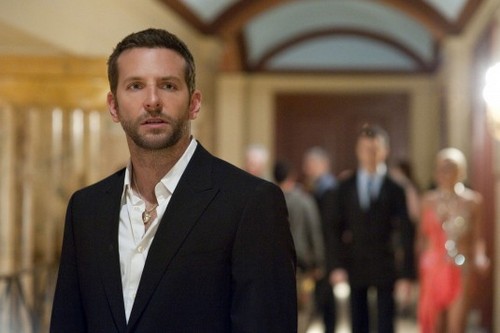 L'orlo argenteo delle nuvole: nuovo trailer, poster e immagini per Silver Linings Playbook