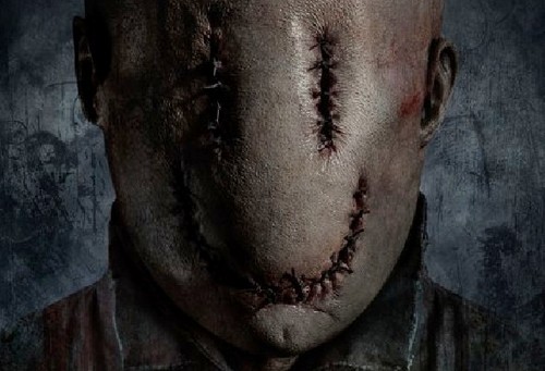 Smiley, nuovo trailer e poster del thriller-horror di Michael J. Gallagher  (2)
