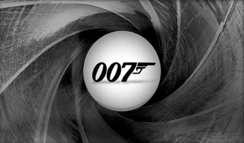 007 - Everything or Nothing: trailer e clip del documentario, video celebrativo e immagini della saga 