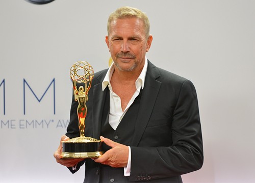 Kevin Costner protagonista nel thriller di McG, Jean Dujardin e Cate Blanchett in The Monuments Men?