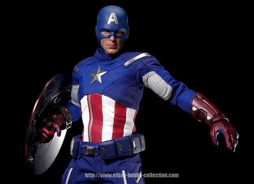 The Avengers, Captain America: pioggia di immagini dell'action figure ufficiale