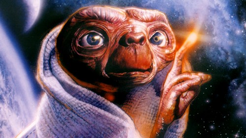 E.T. torna al cinema: gadget e colonna sonora