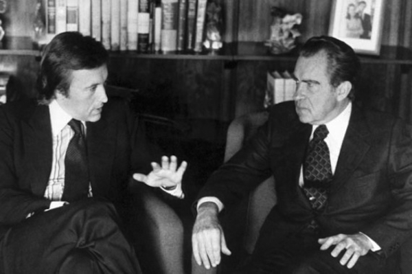 Addio a David Frost, il giornalista che ispirò Ron Howard e il suo film su Nixon