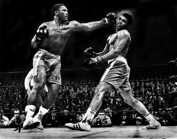 Ang Lee dirigerà un film su Muhammad Ali e Joe Frazier?